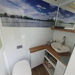 Neues Hausboot Fuer 4 Personen Mueritz Und Plauer