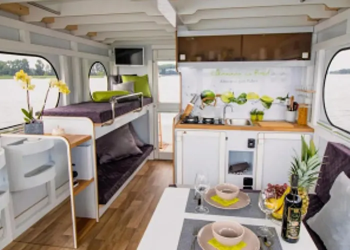 Botel Neues Hausboot Fuer 4 Personen Mueritz Und Plauer See