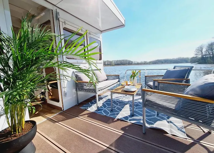 Neues Hausboot Fuer 4 Personen Mueritz Und Plauer See Botel Lübz