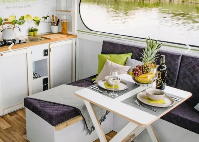 Neues Hausboot Fuer 4 Personen Mueritz Und Plauer See *